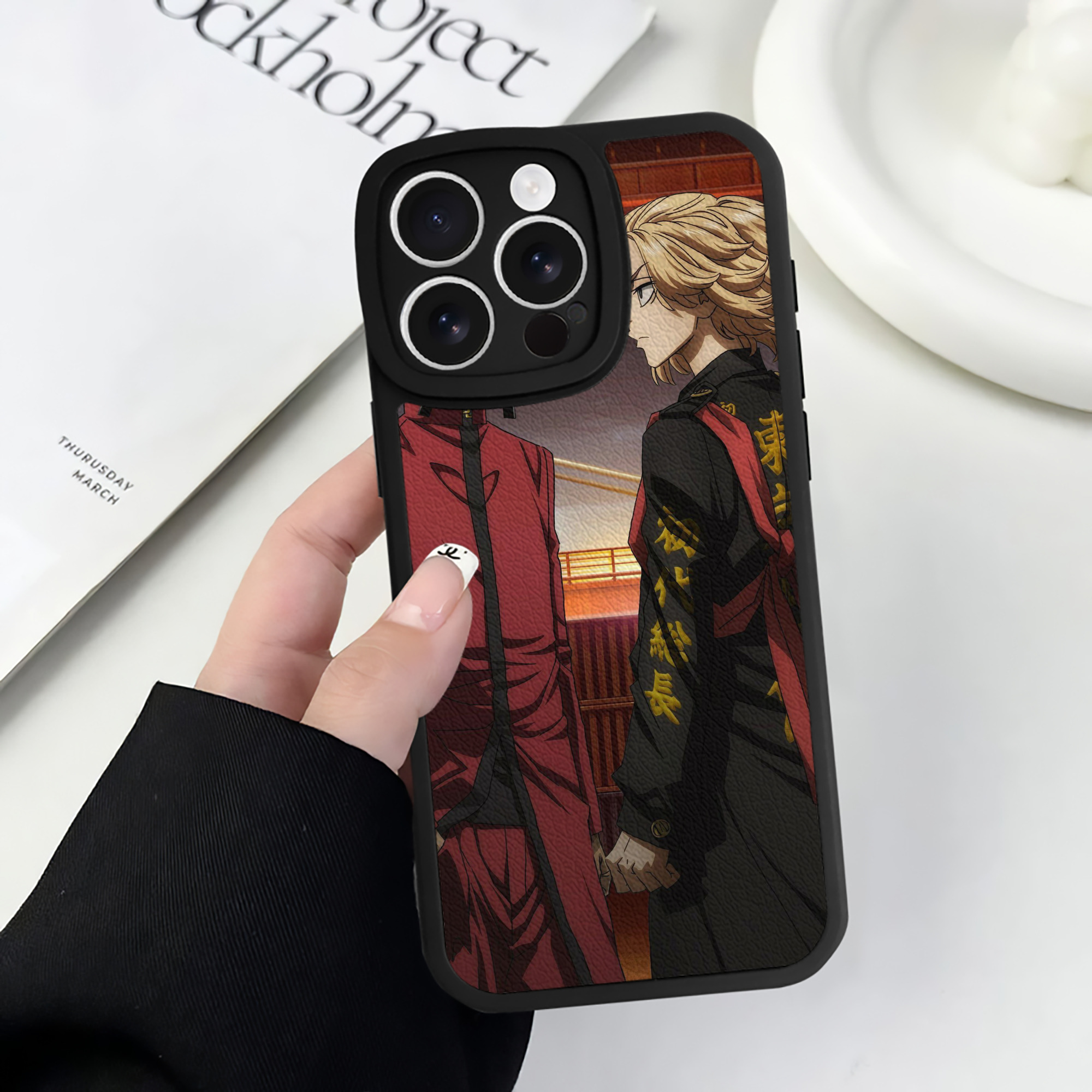（画像用） 東京リベンジャーズ Tokyo Revengers 【iPhone 16シリーズ対応】シリコンスマホケース（レザー調） 材質：シリコン